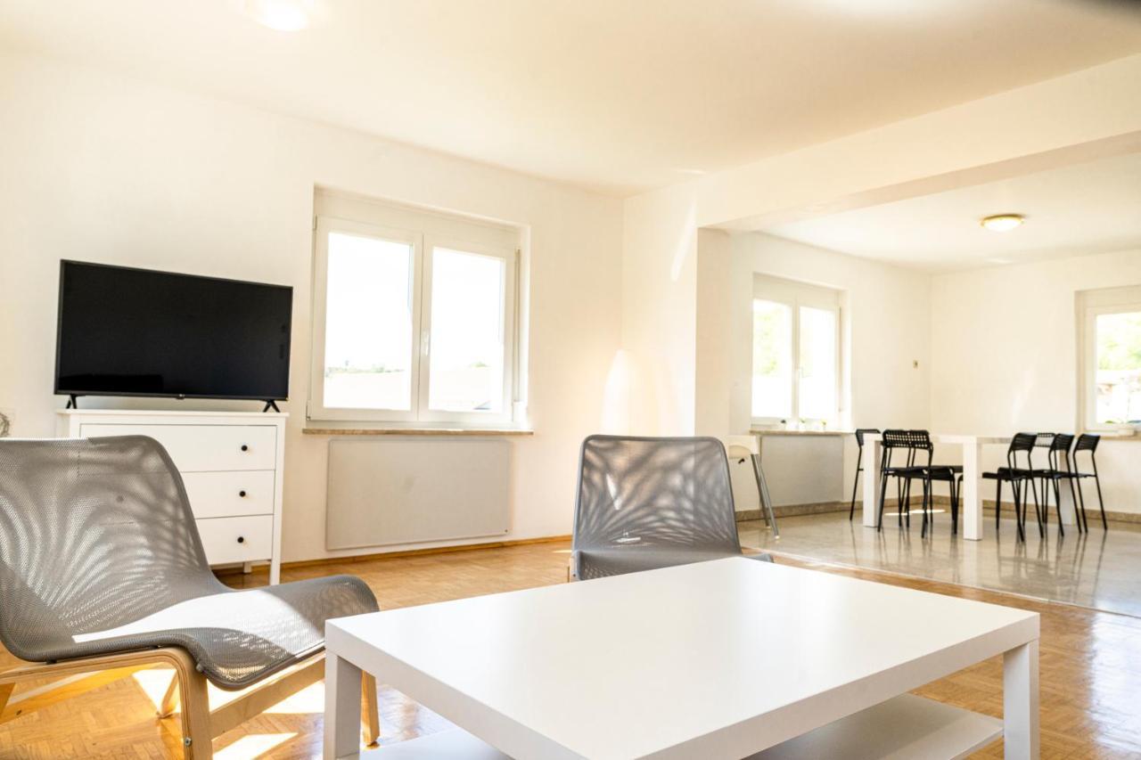 باد تاتزماندورف Budget Apartments In Thermennahe المظهر الخارجي الصورة